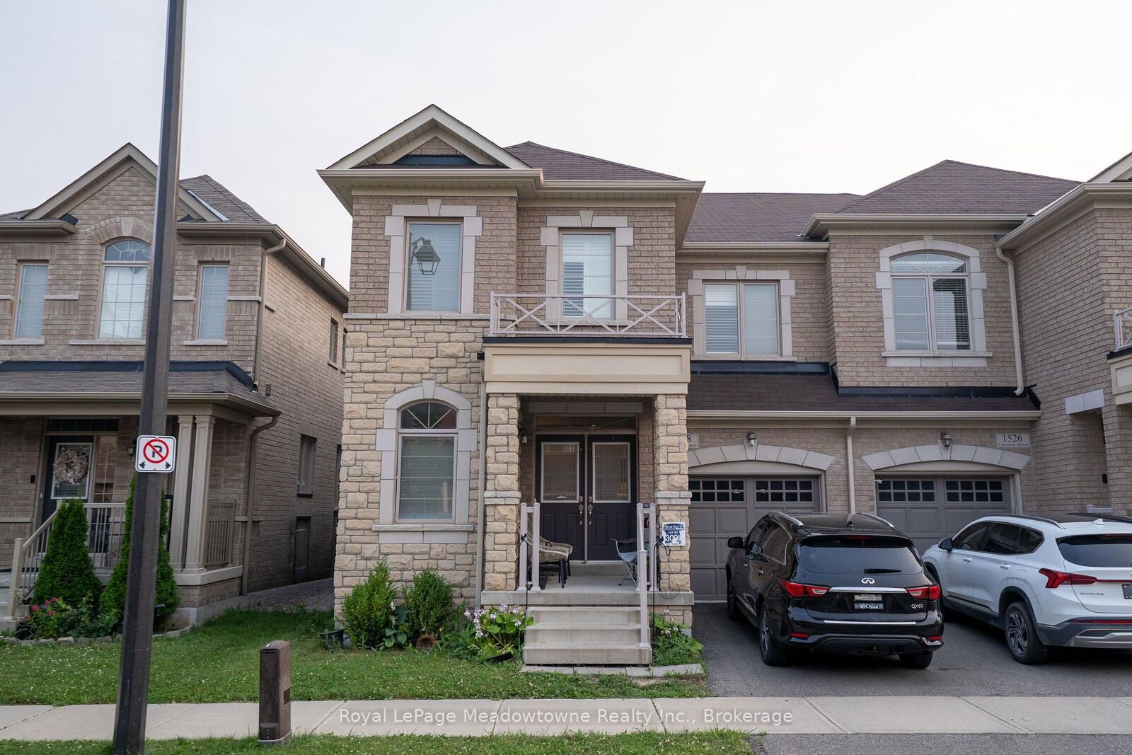 Property Photo:  1528 Chretien Street  ON L9E 1H2 