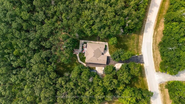 Property Photo: 6 Maplehill Drive ON L0L 2L0