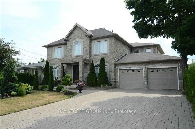 Photo de la propriété:  118 Fairglen Avenue  ON M1W 1A7 