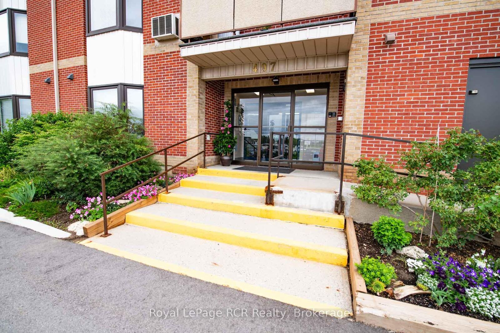 Photo de la propriété:  497 Birmingham Street W 303  ON N0G 2L1 