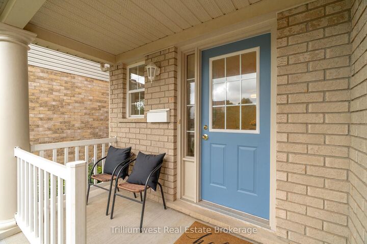 Property Photo:  518 Brookmill Crescent  ON N2V 2M1 
