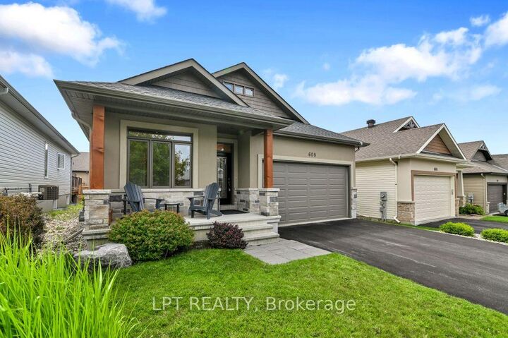 Property Photo: 608 Robert Hill Street ON K0A 1A0