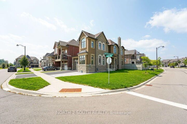 Property Photo:  157 Faust Ridge Bsmt  ON L4H 4S9 