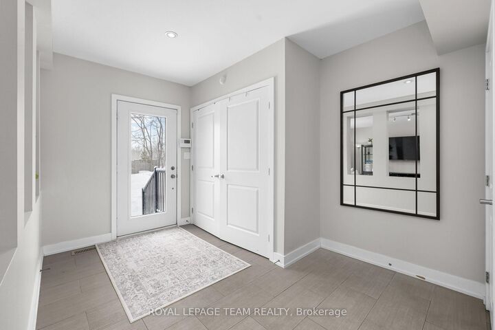 Photo de la propriété:  433 Dawson Avenue  ON K1Z 5V5 
