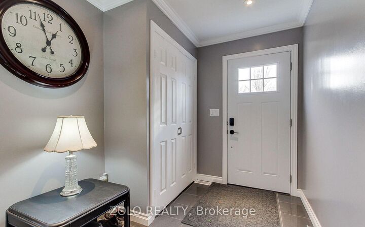 Property Photo:  186 Beach Road  ON L4P 2L9 