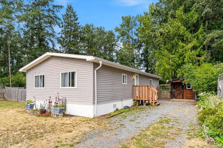 2294 Gould Rd W — photo 1