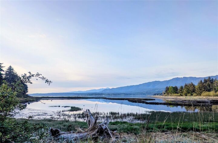 Property Photo: 7863 Tozer Rd BC V0R 1W0