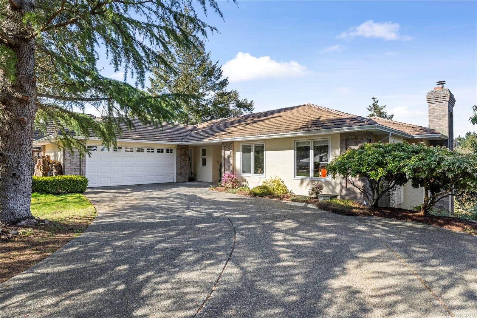 Property Photo: 3541 Shelby Lane BC V9P 9J8