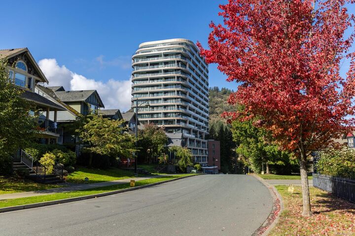Property Photo:  2000 Hannington Rd #1002  BC V9B 6R6 