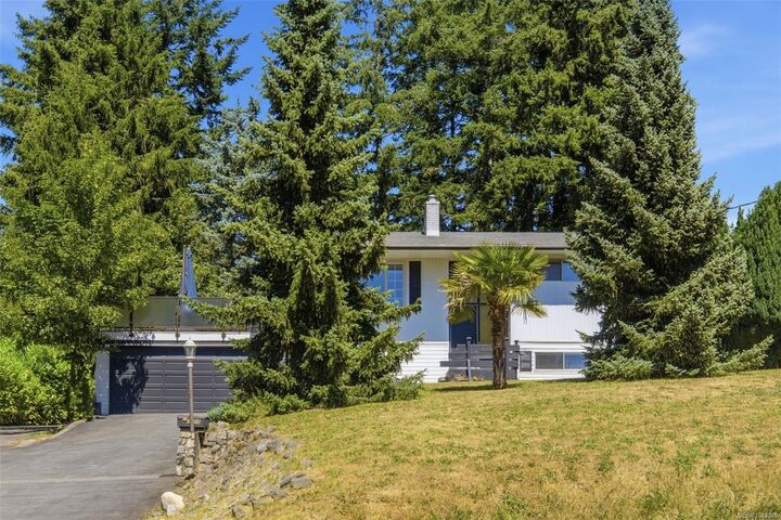 Property Photo: 2358 Tanner Rd BC V8Z 5P7