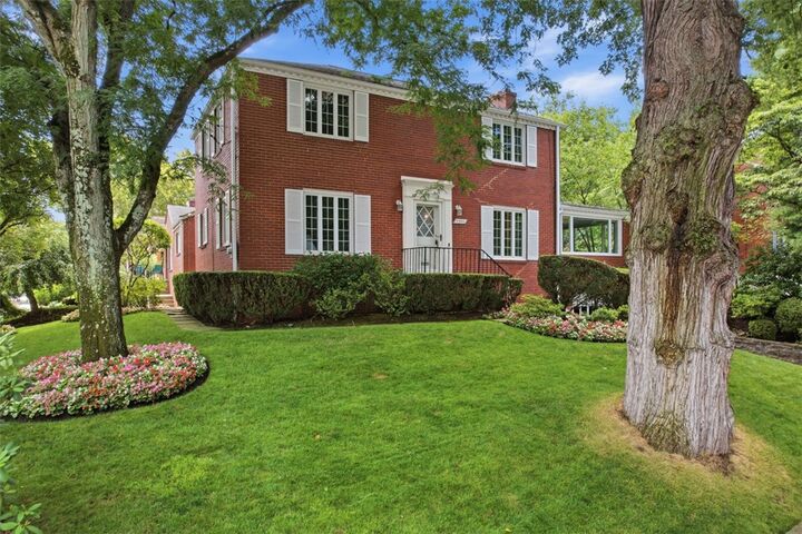 Property Photo:  4940 Ellsworth Ave  PA 15213 