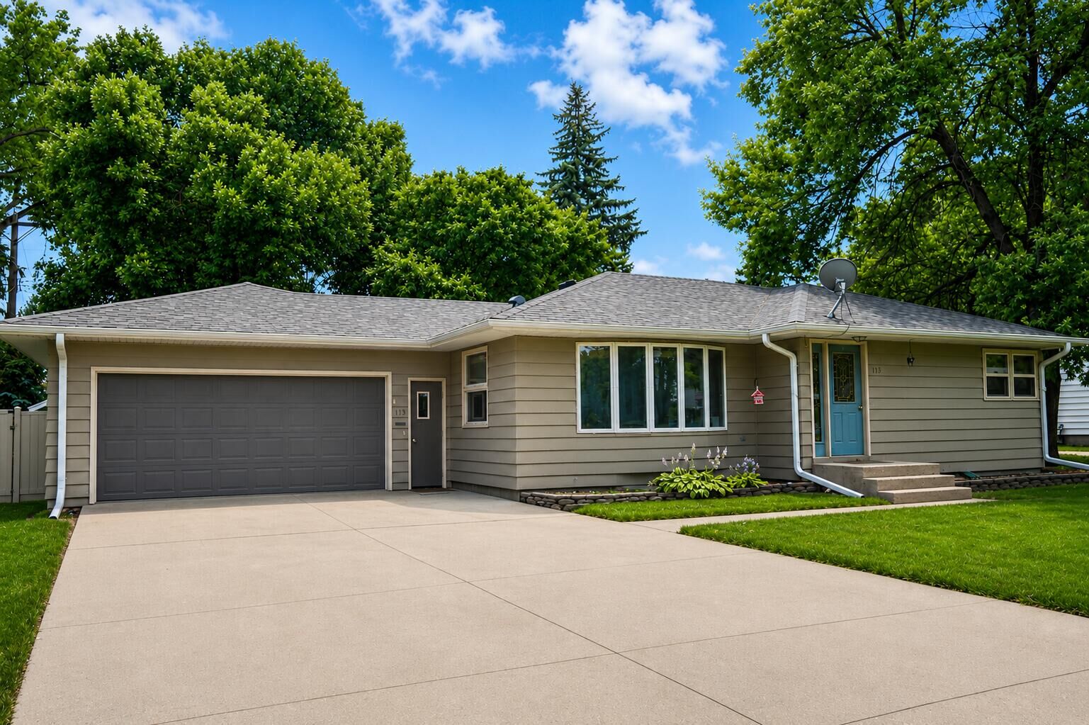 Property Photo:  113 Elizabeth Drive  SD 57401 