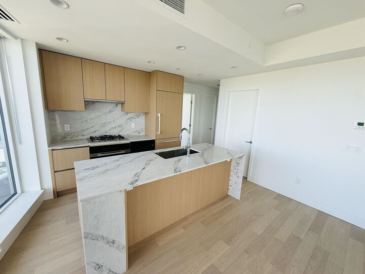 Property Photo:  1493 Martin Street 14th Floor  BC V4B 0C4 