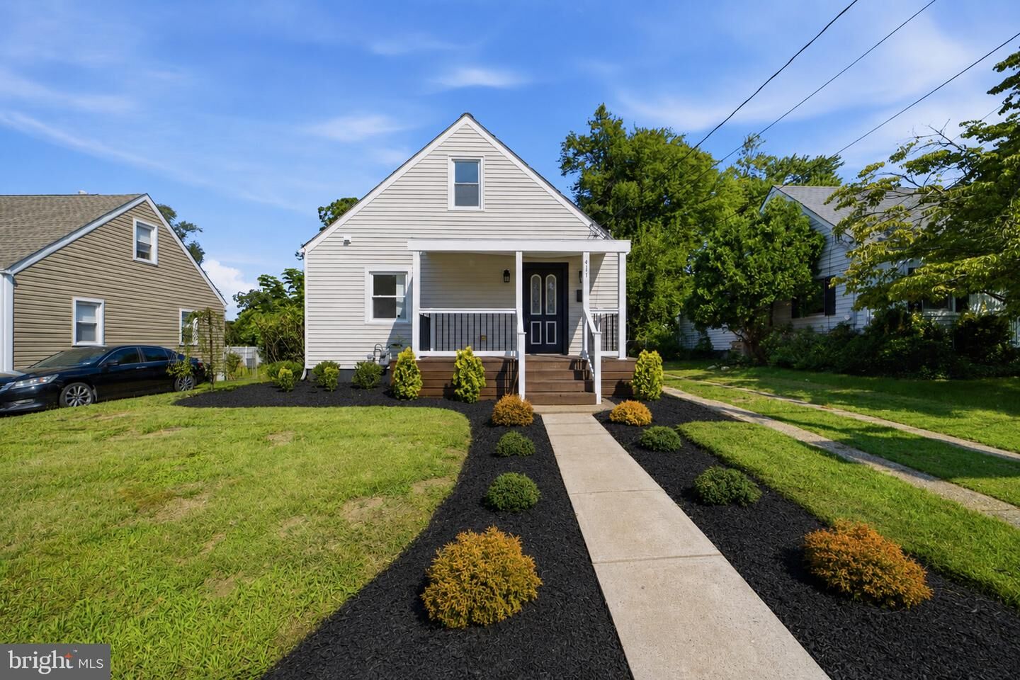 Property Photo:  411 Center Avenue  NJ 08078 