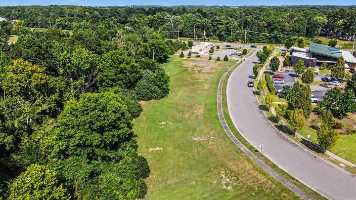 Property Photo: 14 Otter Creek Ct AR 72210