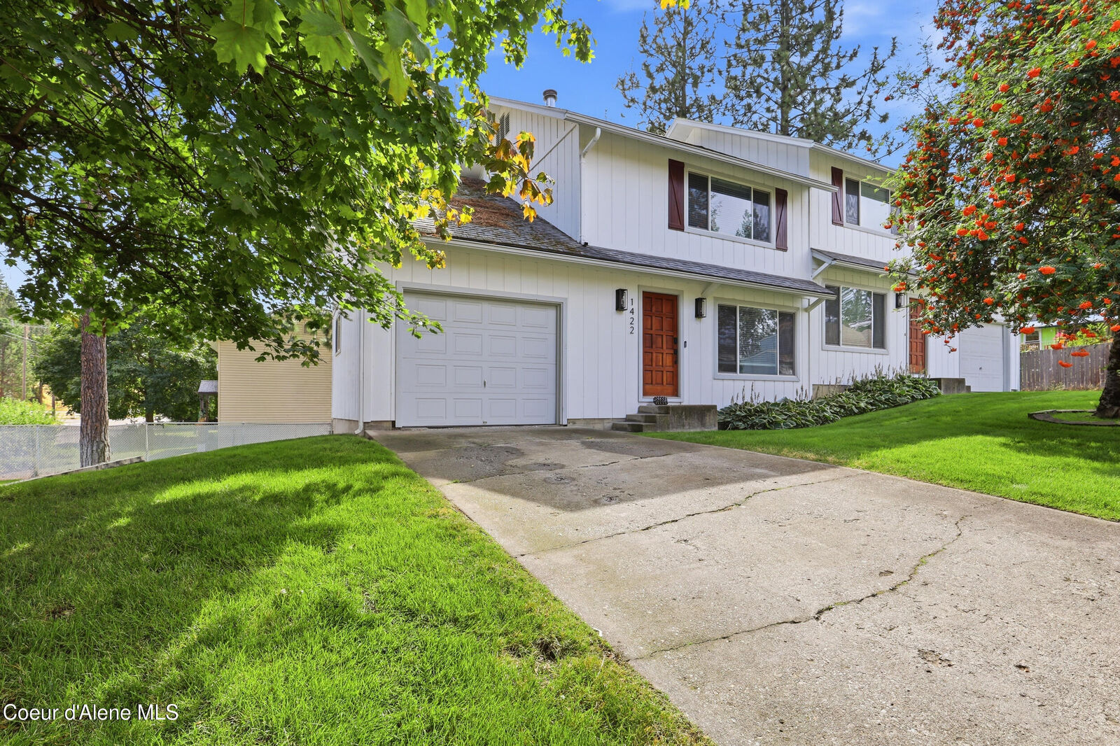 Property Photo: 1420-1422 E Homestead Ave ID 83814