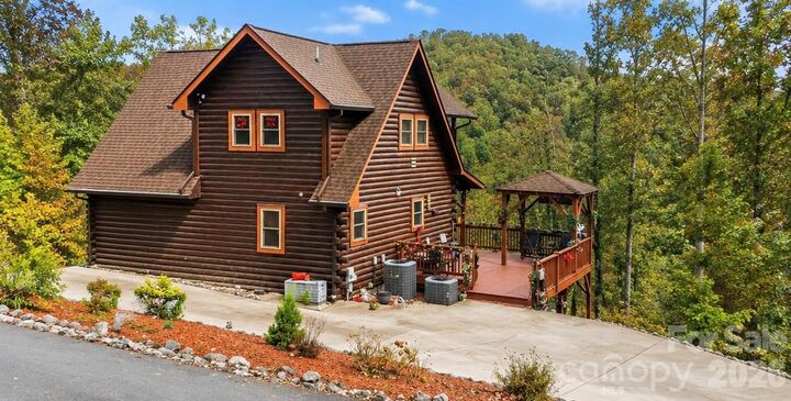 Property Photo:  509 Brighton Drive  NC 28018 