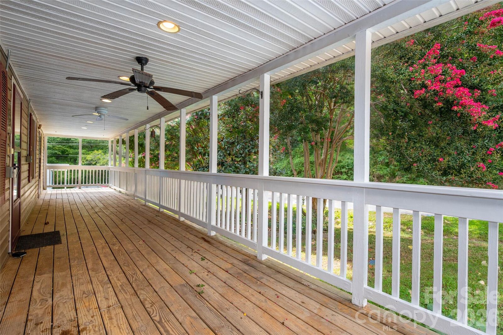 Property Photo:  1124 Threatt Street  SC 29720 