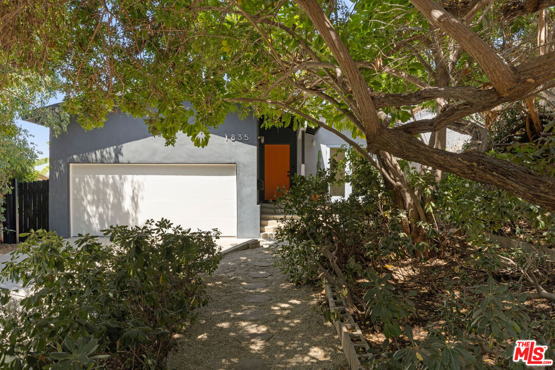 Property Photo: 1835 N Avenue 55 CA 90042