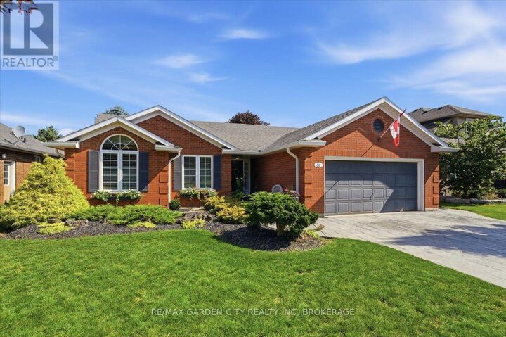 Property Photo: 81 Sandra Drive ON L0S 1C0