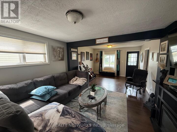 Property Photo:  60 O'Brian Avenue  ON P0N 1H0 