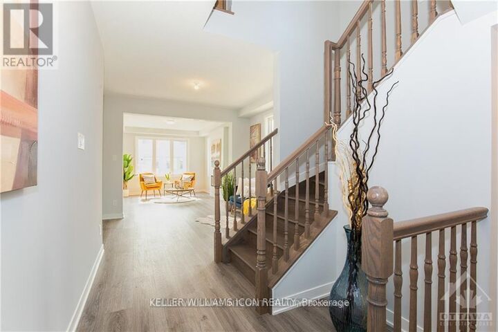 Property Photo:  212 Ormiston Crescent  ON K2J 7E3 