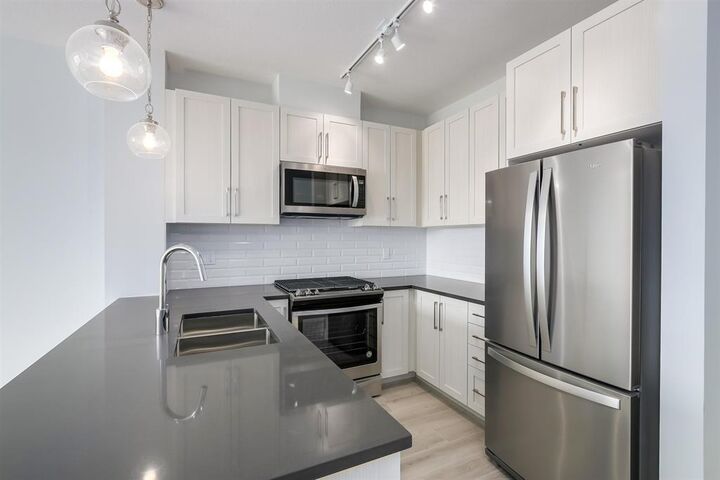 Property Photo:  2960 151 Street 316  BC V4P 0G3 