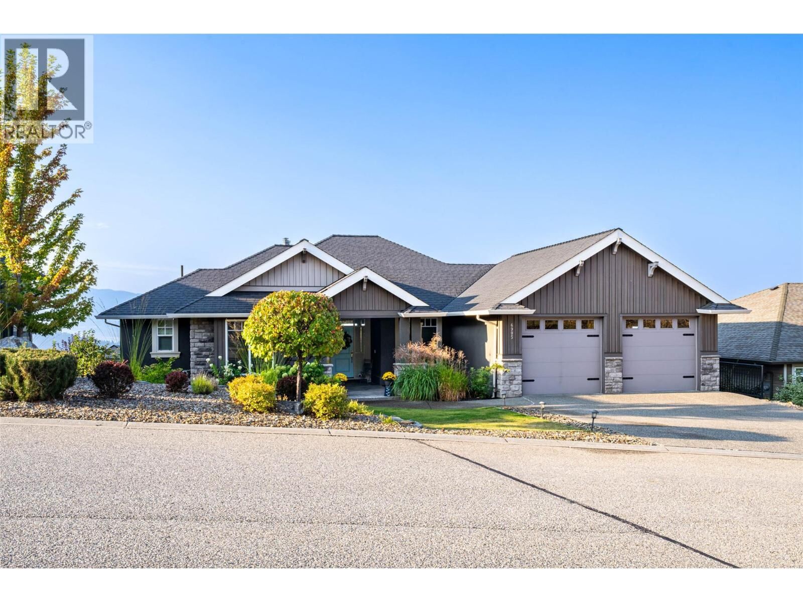 Property Photo: 6905 Foothills Drive BC V1B 4B1