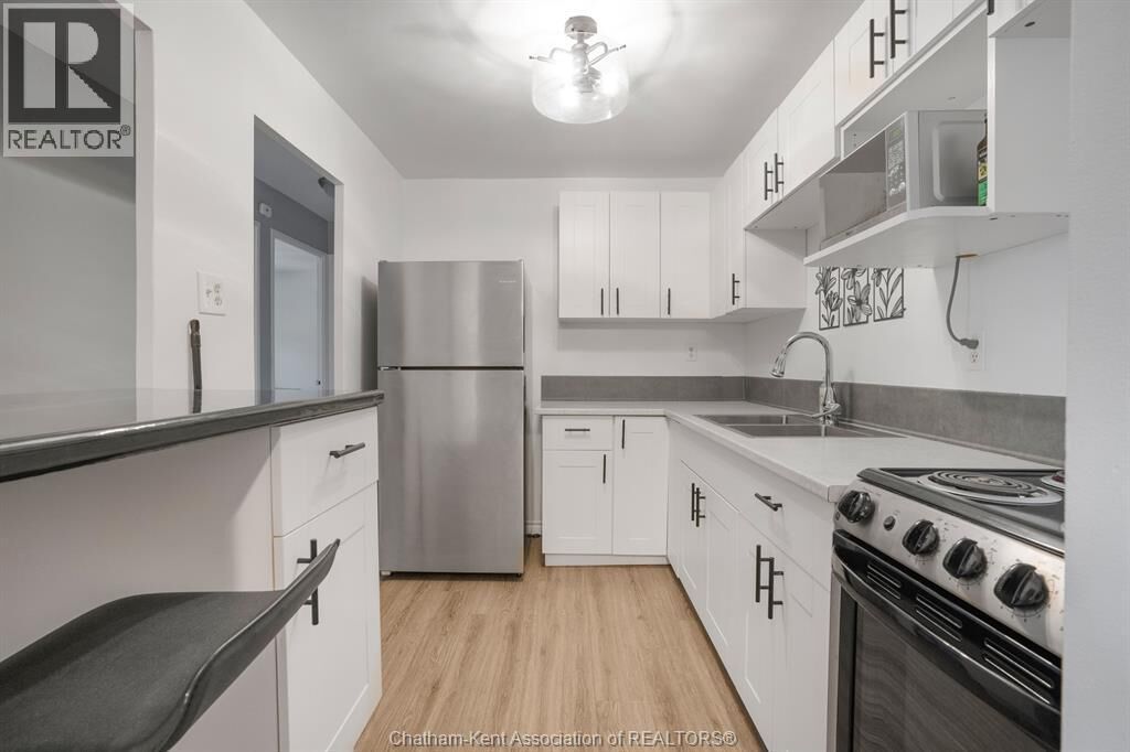 Property Photo:  63 Baldoon Road 204  ON N7L 1E2 