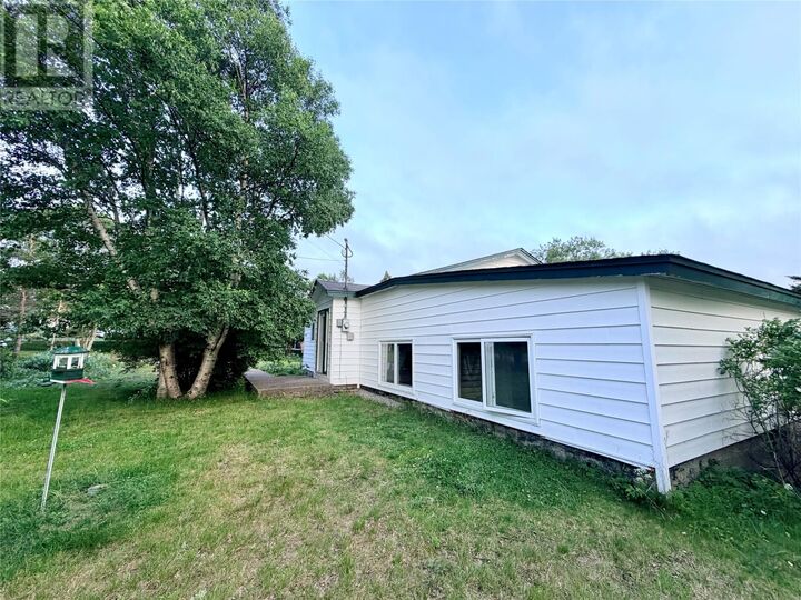 Property Photo:  174 Indian Pond Drive  NL A1X 6P4 