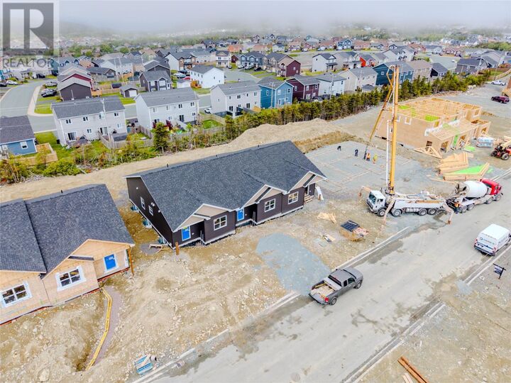 30 Tulip Ridge Boulevard — photo 1