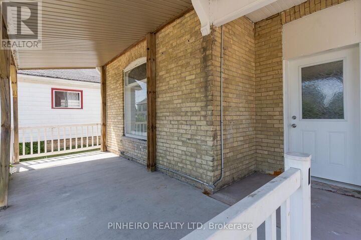 Property Photo:  786 Nelson Street 1  ON N5Z 1K3 