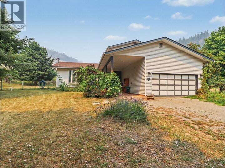 4055 Victoria Road — photo 1