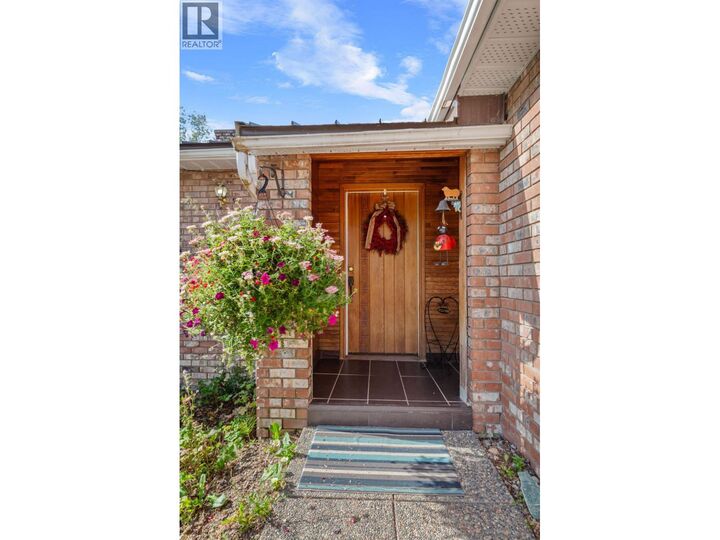 Property Photo: 5455 Courval Road BC V2N 6A4