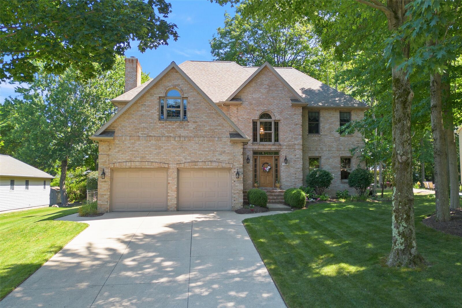 Property Photo:  5913 Beacon Hill Lane  PA 16509 