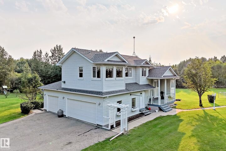Property Photo: 26321 Hghway 627 8 AB T7Y 1C7