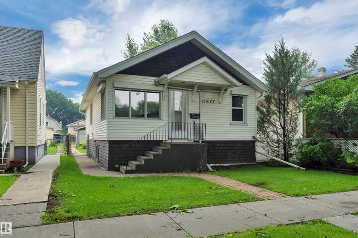Property Photo: 11527 88 Street NW AB T5B 3R2