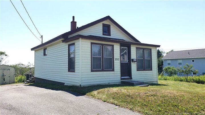 Property Photo:  280 Mount Pleasant Avenue  NB E2J 1T4 