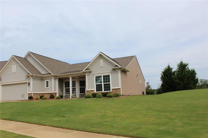 Property Photo:  1060 Pebble Creek Road  GA 30642 