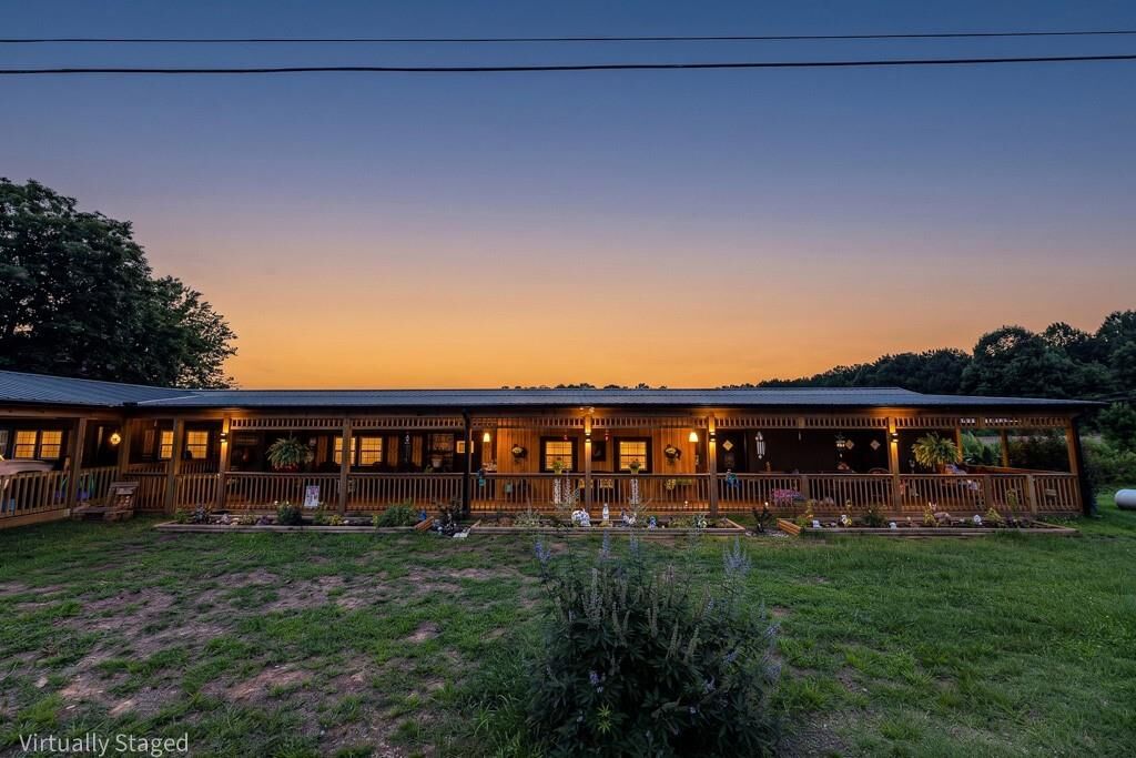 Property Photo: 5086 US Highway 78 GA 30110