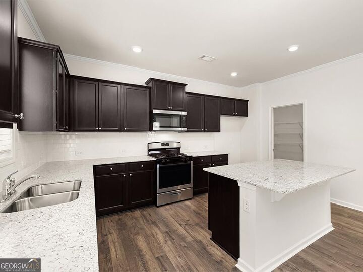 Property Photo:  4836 Golden Finch Lane SW  GA 30127 
