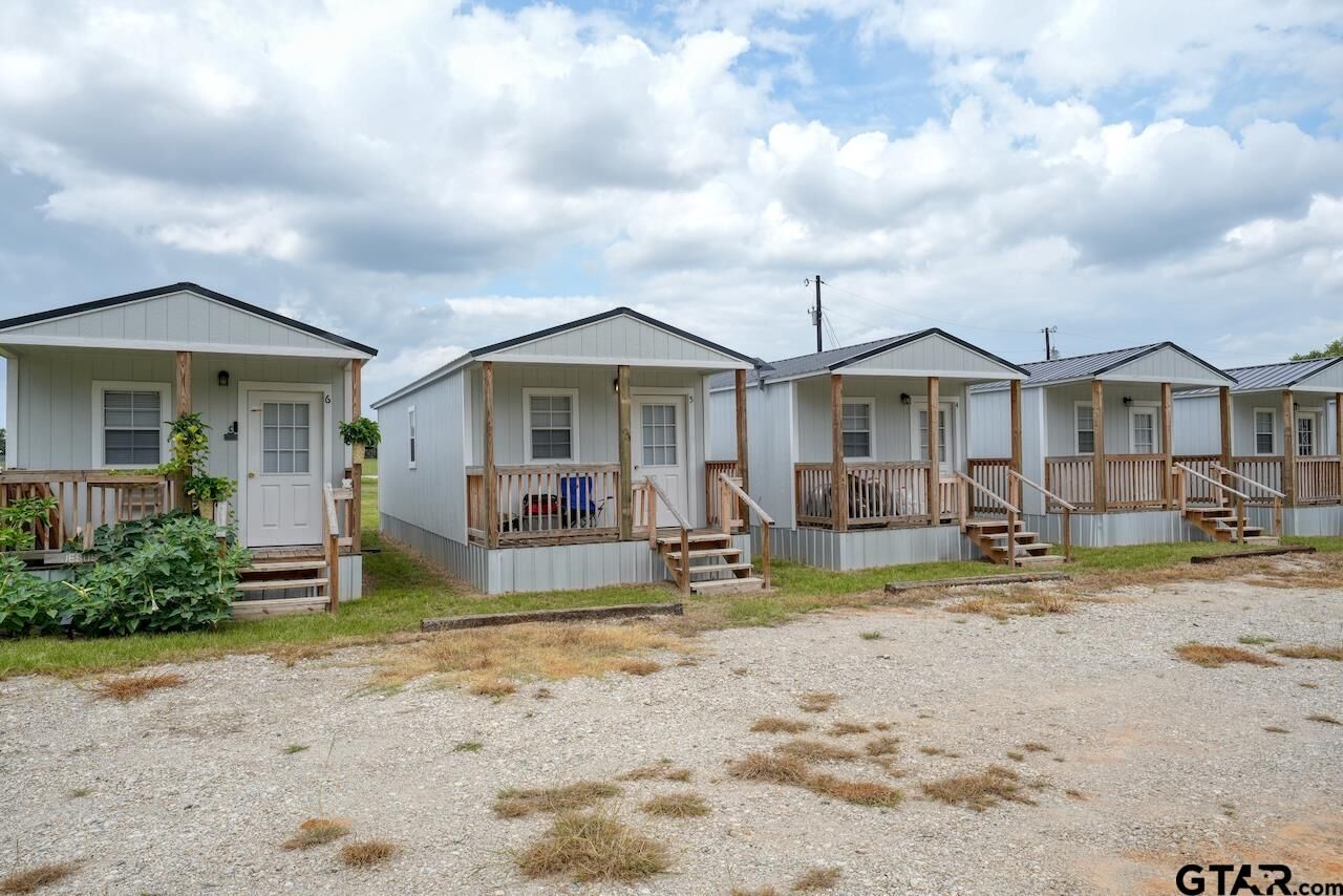 Property Photo:  19883 Cr 452  TX 75771 