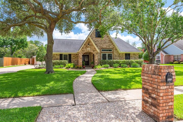 Property Photo:  1603 White Wing Circle  TX 77546 