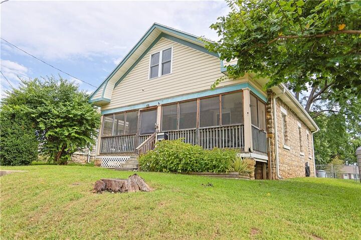 Property Photo: 11612 Hackett Street MO 64054