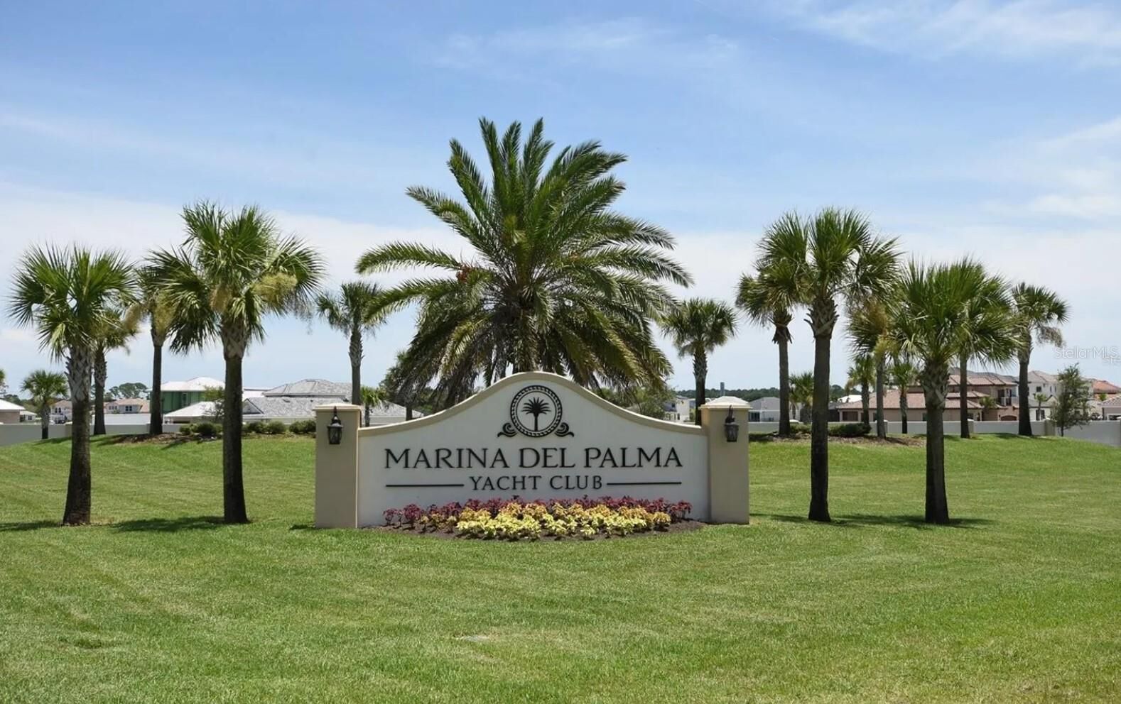 Property Photo: 4 Menorca Way FL 32137