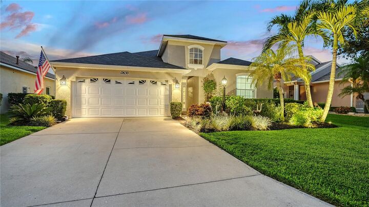 Property Photo:  12630 Rockrose Glen  FL 34202 