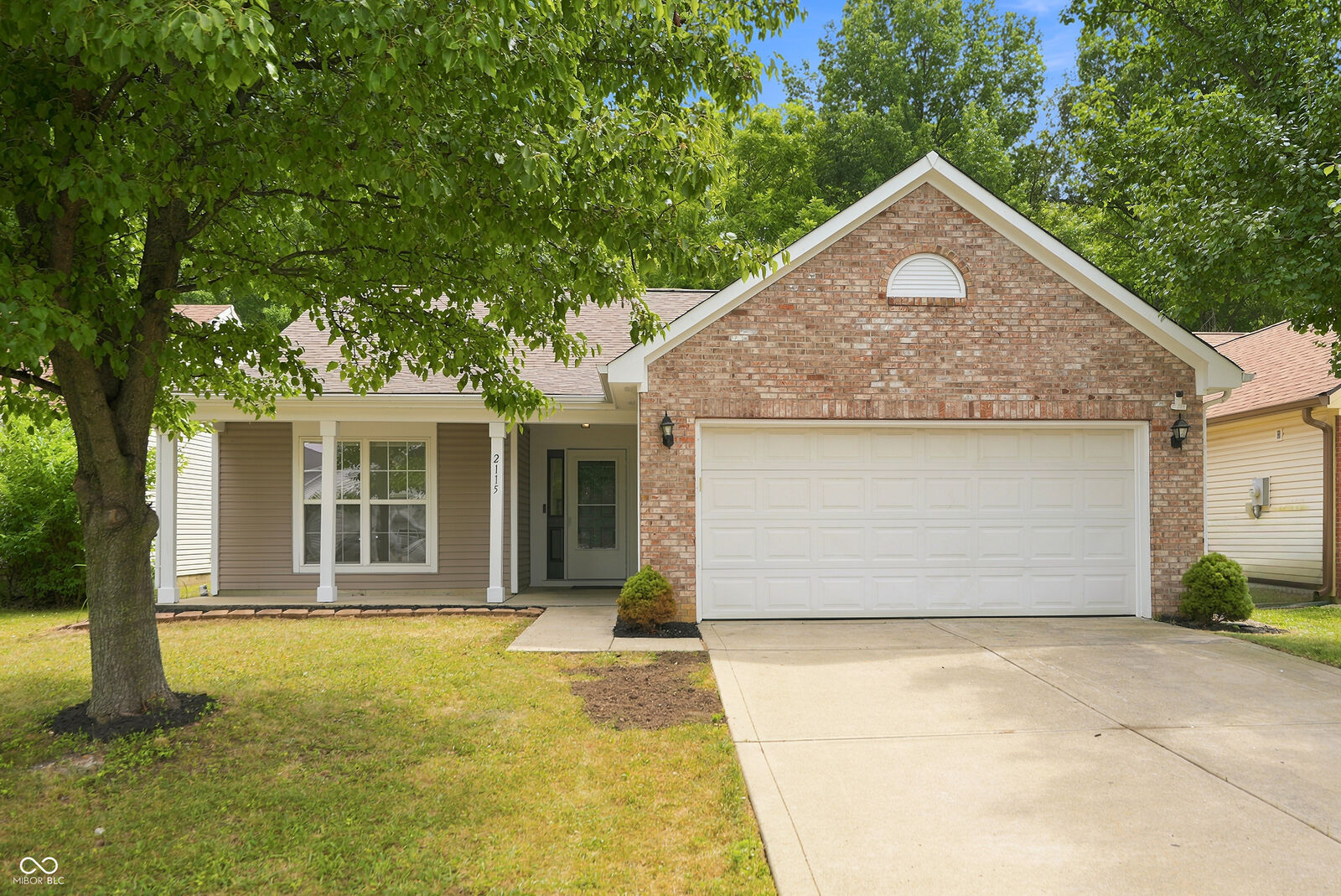Property Photo:  2115 Sotheby Lane  IN 46239 