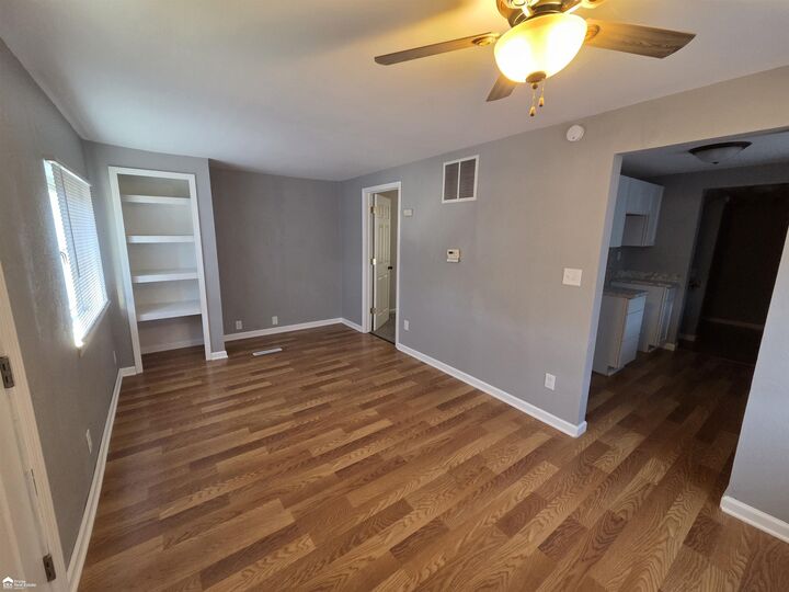 Property Photo:  2164 E Whittemore Avenue  MI 48529 