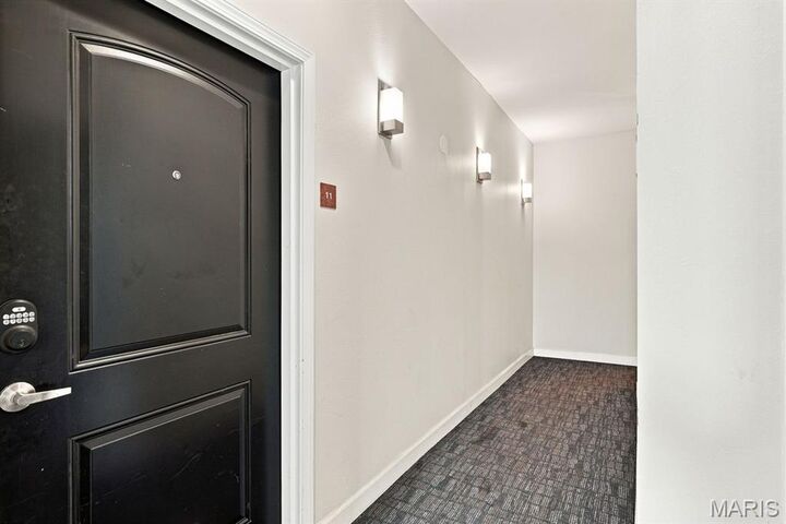 Property Photo:  5625 Pershing Avenue 11  MO 63112 