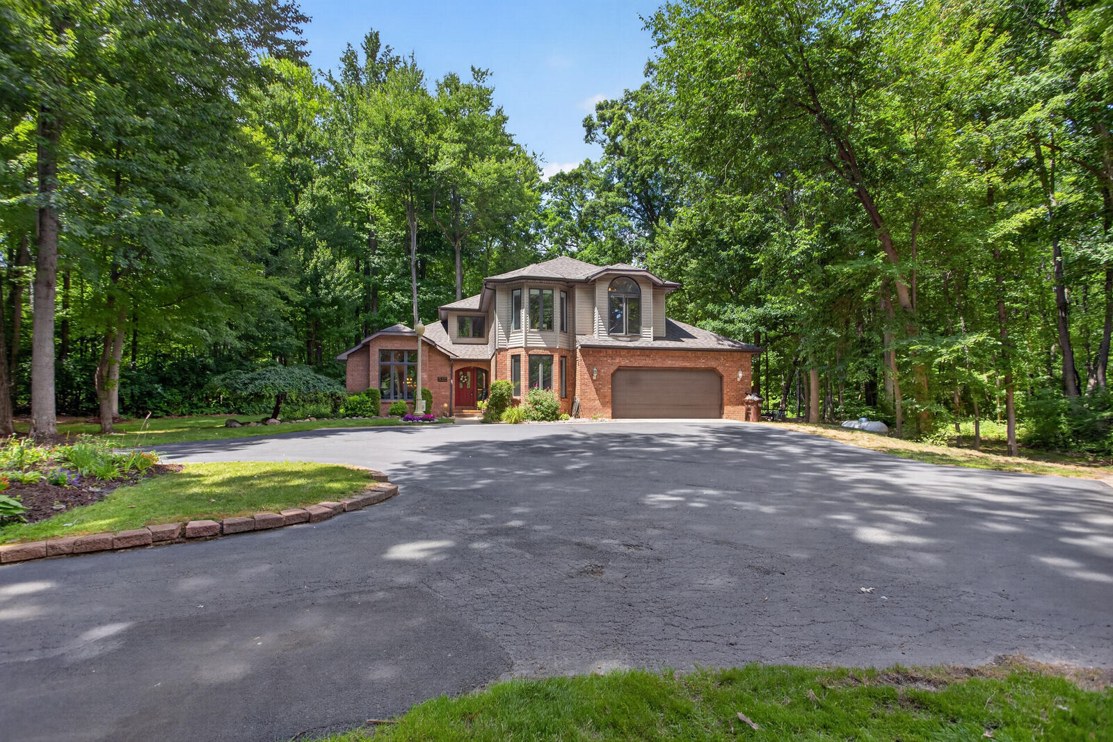 Property Photo:  5025 Firethorne Drive  MI 49201 